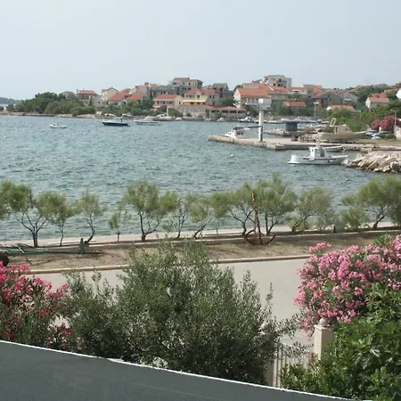 Apartamento By The Sea Brodarica, - 4217 *