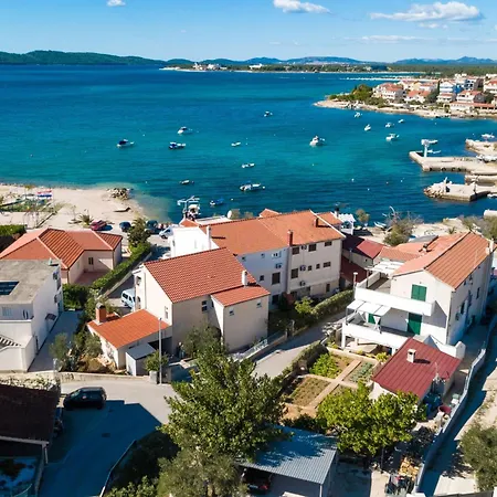 דירה By The Sea Brodarica, - 4217