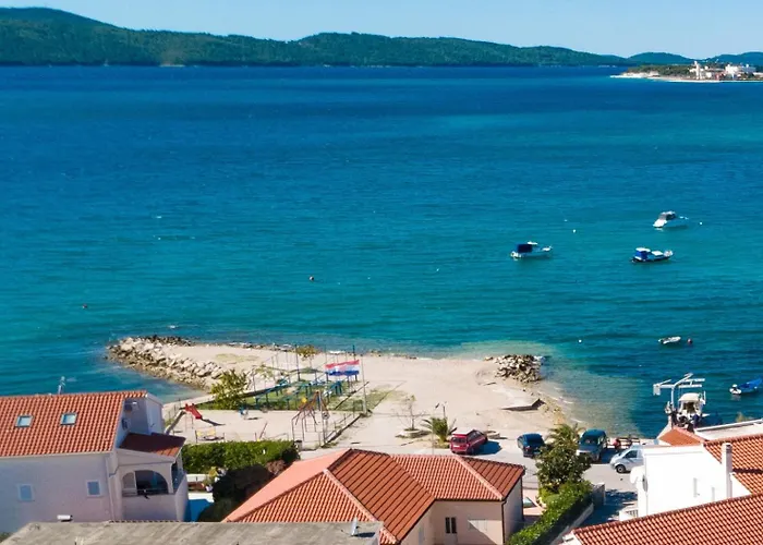 By The Sea Brodarica, - 4217 דירה